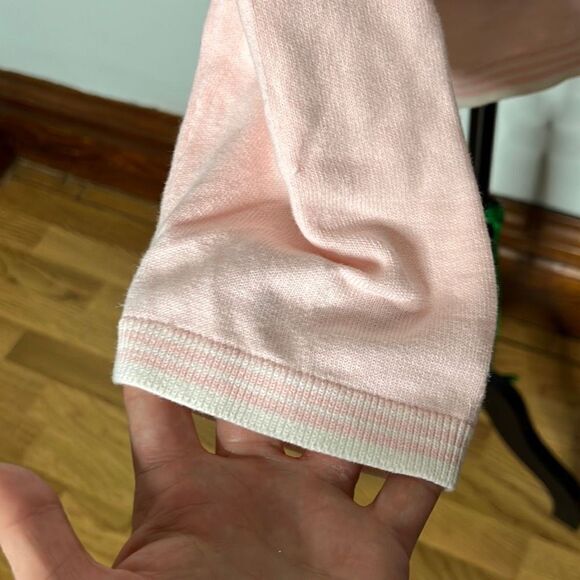 Tommy Hilfiger Womens Knitted Ivy Sweater Heart Patch V-Neck Pink Size 1X NWT - Picture 3 of 10